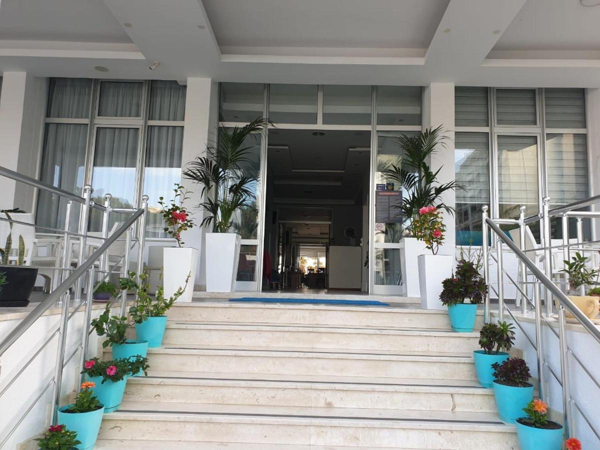 Perandor Beach دراس المظهر الخارجي الصورة
