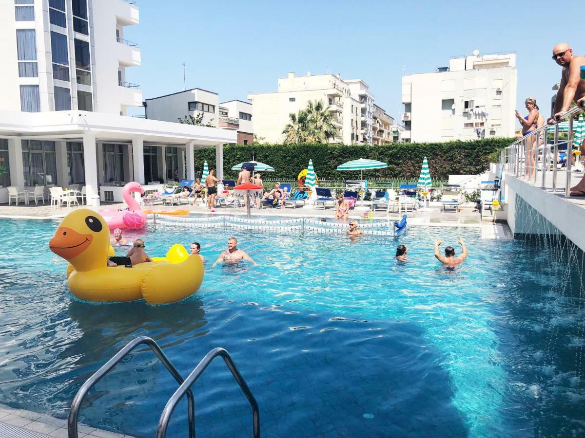 Perandor Beach دراس المظهر الخارجي الصورة